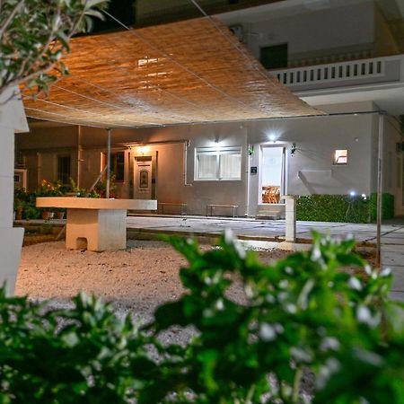 Mpoulakis Apartment 46 Kíssamos Екстериор снимка